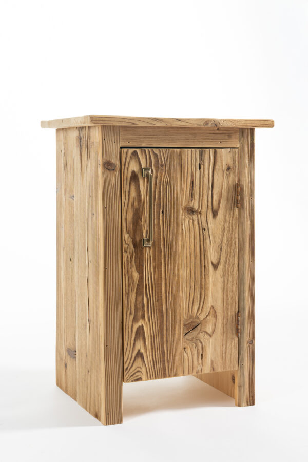 Mount Bedside Table